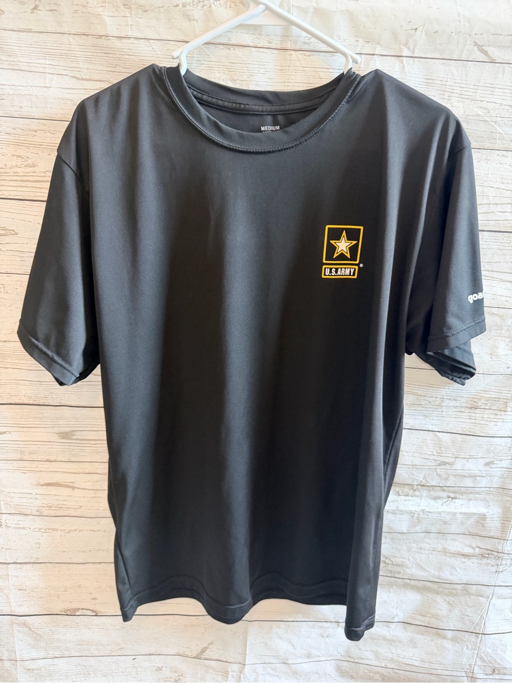 U.S. Army Black Short Sleeve Logo Tee with Yellow Accent
